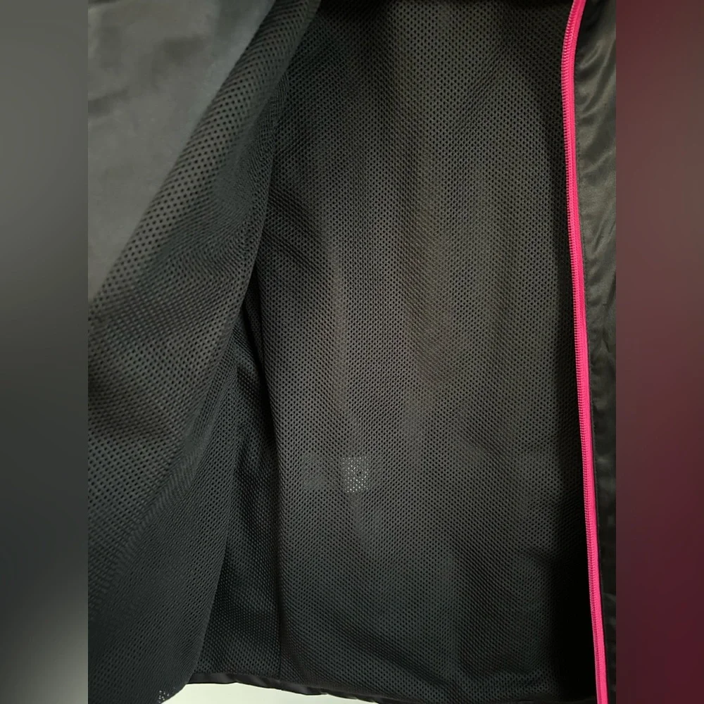 EP Pro Poppy‎ Hills Golf Vest  Women's Size Small Black with Pink Accents
